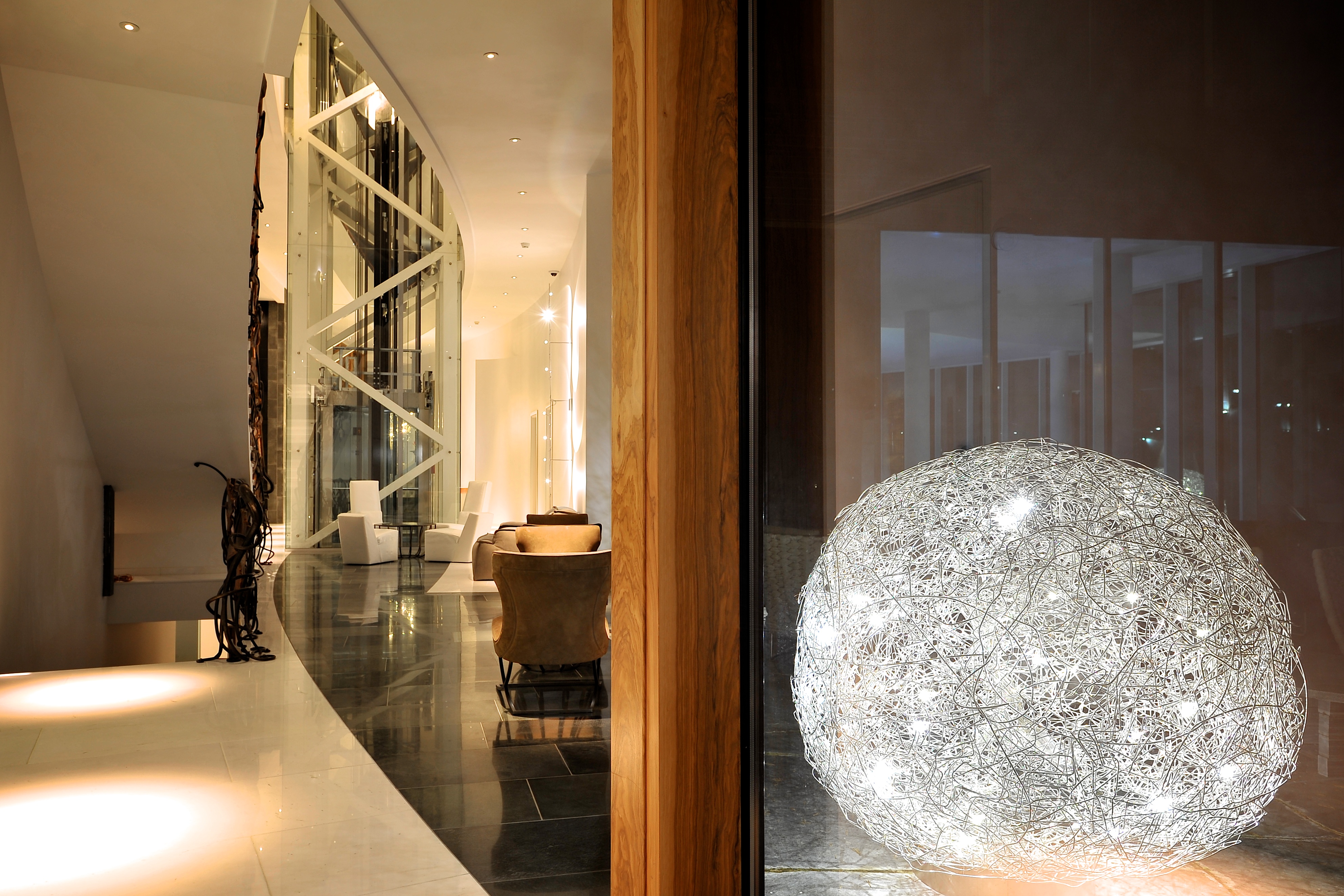 Hotel Lobby — main hall